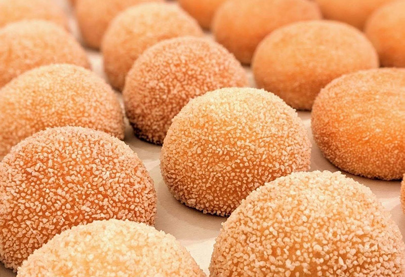 ◎絵本から生まれた芦屋のかわいい小さなあげパン屋さん【芦屋あげパン パイクとそら】（185号）