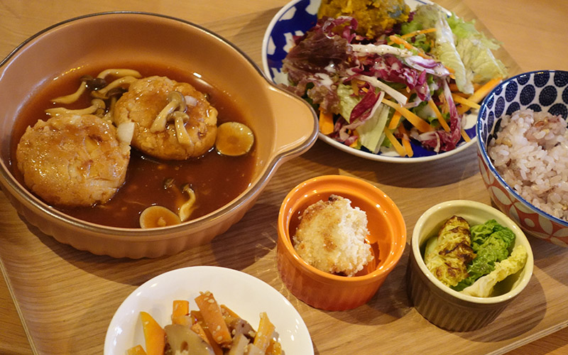 ええかげんの自然派カフェ＆バー【La Chara（ラ・チャラ）】（190号）